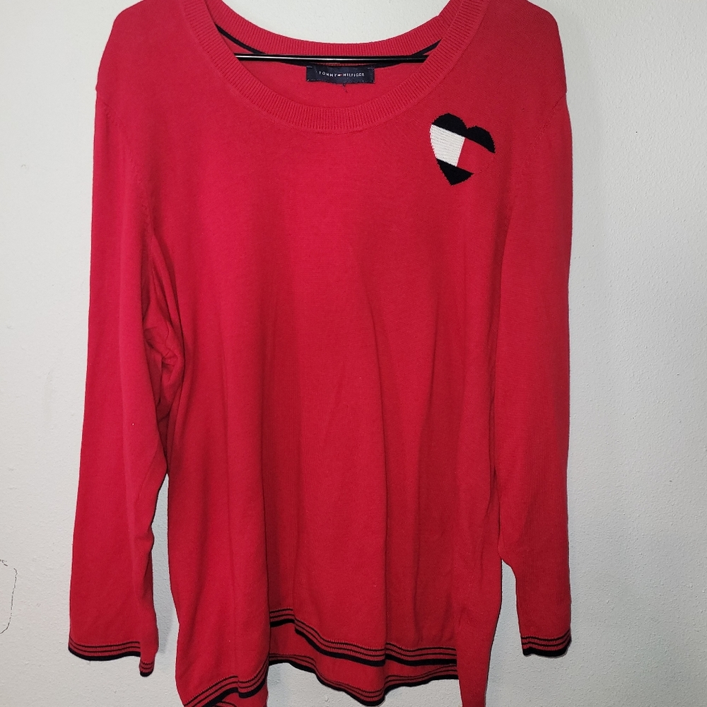Tommy Hilfiger red sweater XL